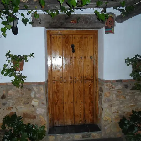 Kır Evi La Albergueria Complejo Rural Cañamero