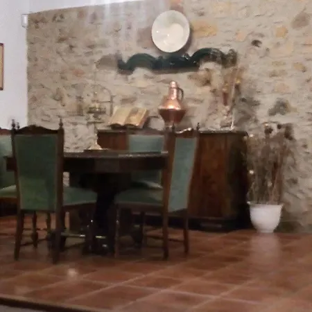 La Albergueria Complejo Rural * Cañamero