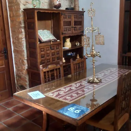 La Albergueria Complejo Rural * Cañamero