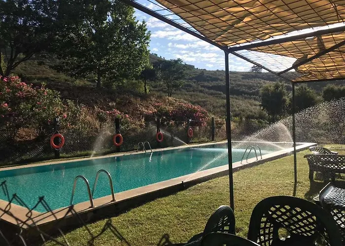 La Albergueria Complejo Rural * Cañamero